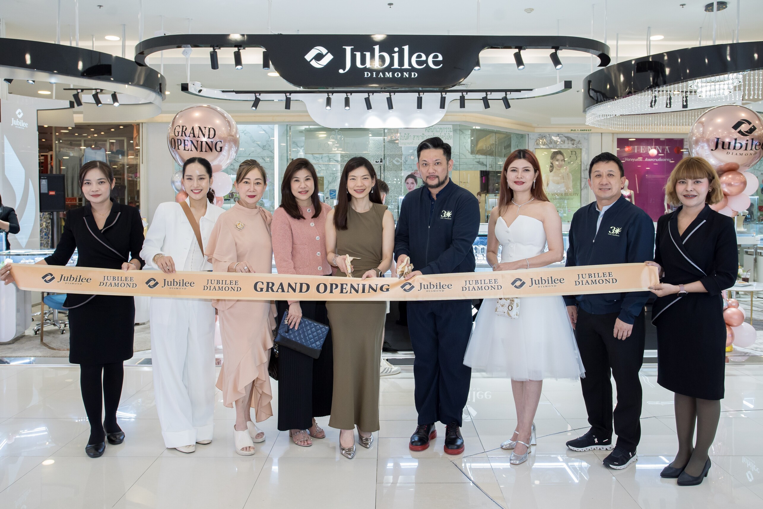 ยูบิลลี่ ไดมอนด์ เปิดบูติกโฉมใหม่ “The New Era of Jubilee Diamond”